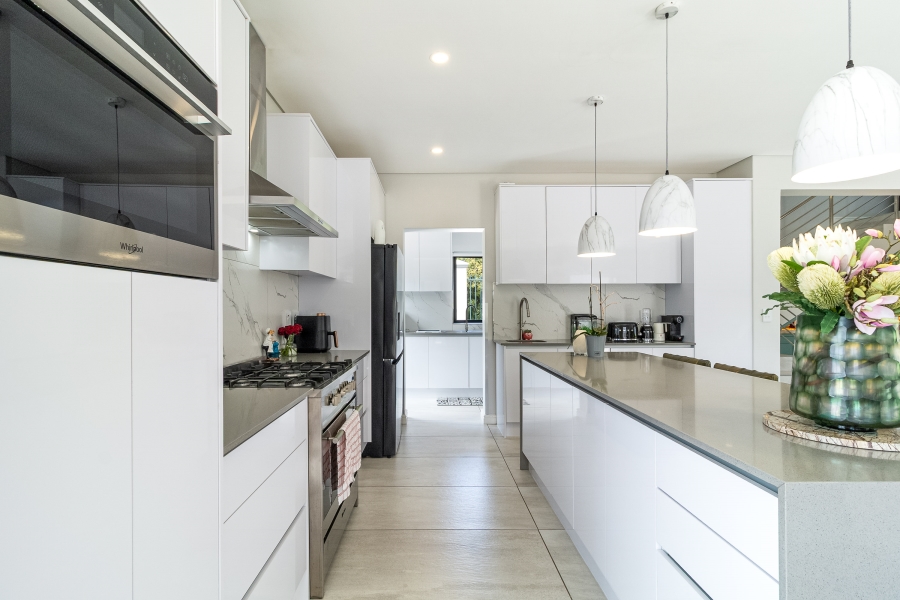 3 Bedroom Property for Sale in Valley Area Western Cape